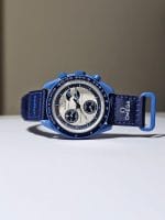 Moonswatch BIOCERAMIC Mission to the Super Blue Moonphase – Image 6